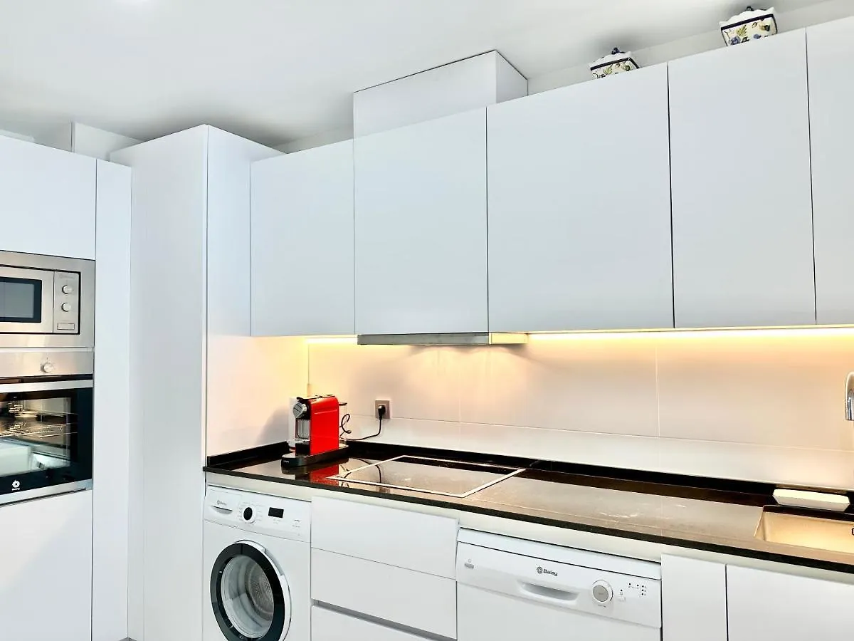 Center Of Marbella - Eaw Homes Espagne